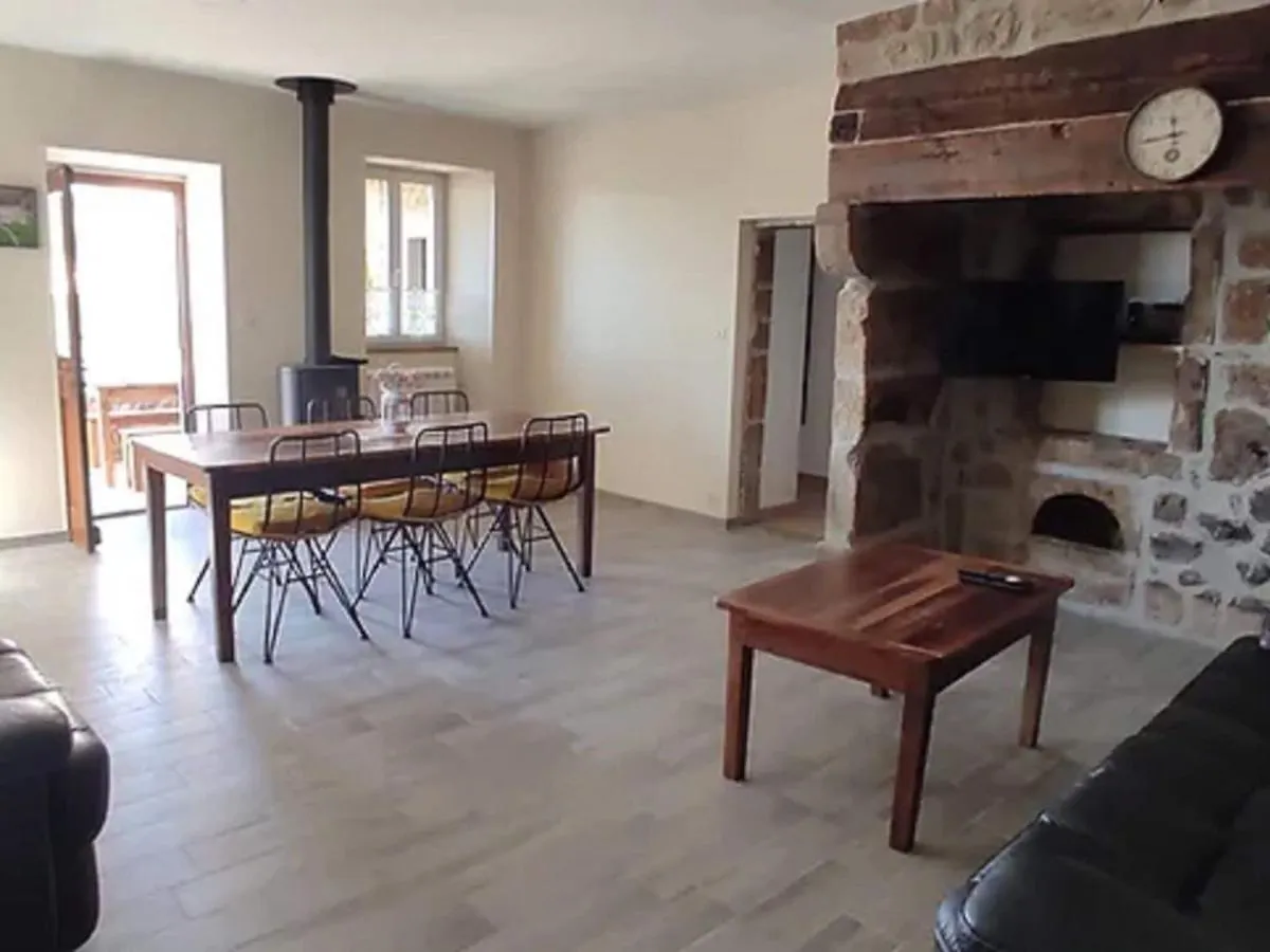Attractive Maison In Sanilhac With Garden Дом отдыха Sanilhac (Ardeche)